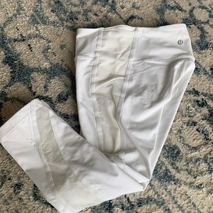 Lululemon rare pattern capri leggings